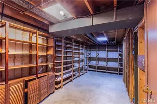 2402 Wesglen Estates Dr, Maryland Heights, MO 63043 - Photo 29