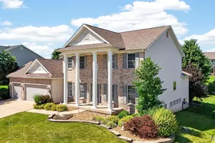 1225 Peruque Ridge Dr, Wentzville, MO 63385 - Photo 3