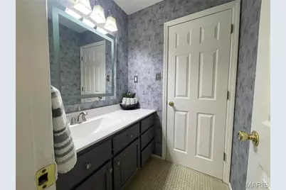 2543 Wesford Drive, Maryland Heights, MO 63043 - Photo 15