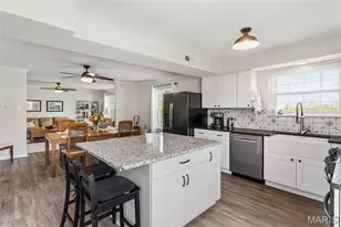 15049 Claymoor Ct, Chesterfield, MO 63017 - Photo 11