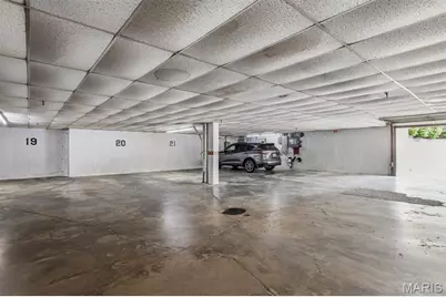 15049 Claymoor Court #17, Chesterfield, MO 63017 - Photo 37