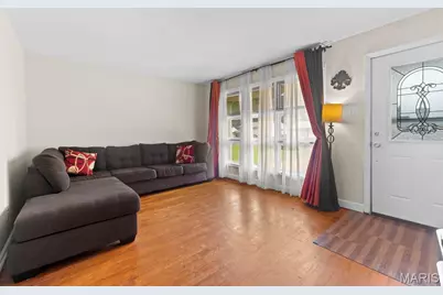 165 S Saint Jacques Street, Florissant, MO 63031 - Photo 5