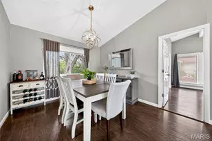 15 Graeler Dr, Saint Louis, MO 63146 - Photo 9