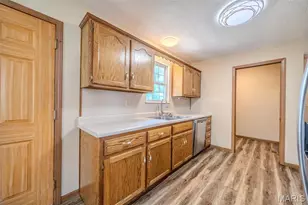 1129 Lacy Dr, Lebanon, MO 65536 - Photo 7