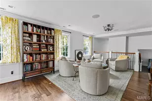 24 Oakleigh Ln, Ladue, MO 63124 - Photo 35