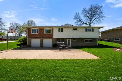 10131 Glenfield Terrace, Saint Louis, MO 63126 - Photo 37