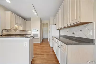 12601 Jane Denny Lane, Unincorporated, MO 63128 - Photo 9