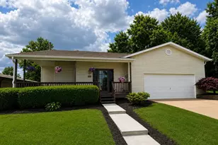 8686 Barby Ln, University City, MO 63124 - Photo 1