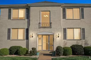 12574 Chardin Pl, Saint Louis, MO 63128 - Photo 35