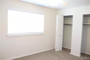 12574 Chardin Pl, Saint Louis, MO 63128 - Photo 17