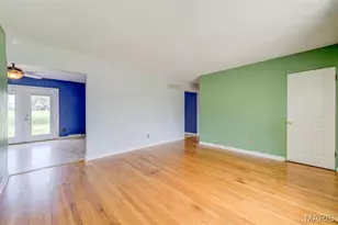 335 Gerald Ave, Florissant, MO 63031 - Photo 7