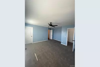122 Shire, Lake Saint Louis, MO 63367 - Photo 11