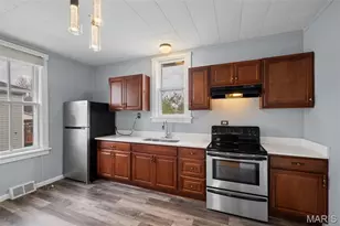 4755 Seibert Ave, Saint Louis, MO 63123 - Photo 9