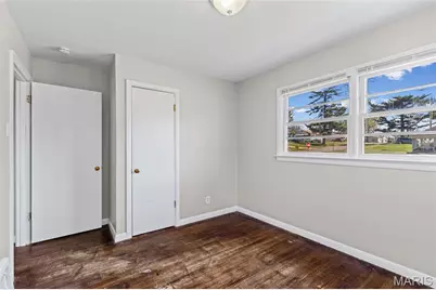 914 Highmont Drive, Ferguson, MO 63135 - Photo 5