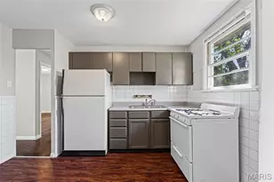 914 Highmont Dr, Ferguson, MO 63135 - Photo 3