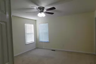 219 Hawksbury Pl, O'Fallon, MO 63368 - Photo 9