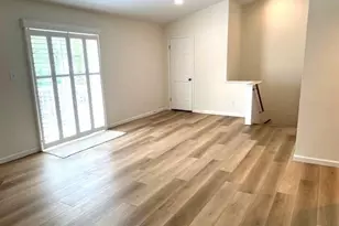 9121 N Swan Cir, Brentwood, MO 63144 - Photo 3