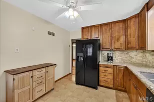 6601 Lindenwood Pl, Saint Louis, MO 63109 - Photo 17