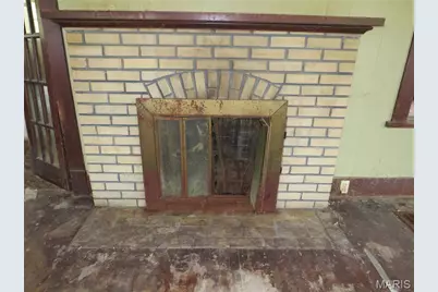 415 E Water Street, Wellsville, MO 63384 - Photo 5