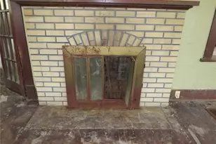 415 E Water St, Wellsville, MO 63384 - Photo 5