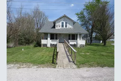 415 E Water Street, Wellsville, MO 63384 - Photo 1