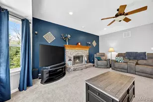 42 Riverdell Ct, Wentzville, MO 63385 - Photo 5