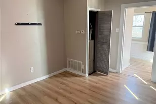 217 W Arlee Ave, Saint Louis, MO 63125 - Photo 5