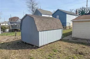 217 W Arlee Ave, Saint Louis, MO 63125 - Photo 17