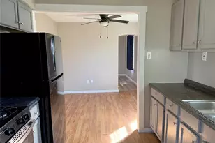 217 W Arlee Ave, Saint Louis, MO 63125 - Photo 11