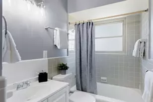 8609 Mayflower Ct, University City, MO 63132 - Photo 15