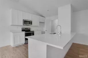 2347 Reiff Dr, Florissant, MO 63031 - Photo 5