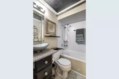 5533 Rosa Avenue, Saint Louis, MO 63109 - Photo 11