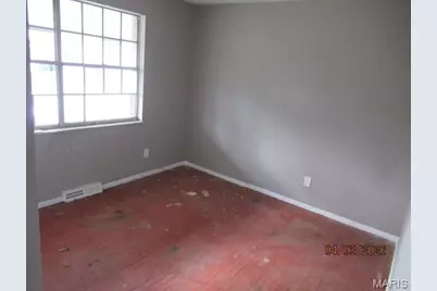 4096 Esseldale Drive, Saint Ann, MO 63074 - Photo 19