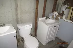 4096 Esseldale Dr, Saint Ann, MO 63074 - Photo 13