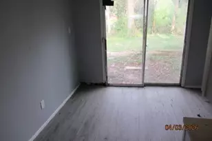 4096 Esseldale Dr, Saint Ann, MO 63074 - Photo 11