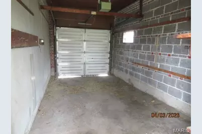 9435 Eastchester Drive, Jennings, MO 63136 - Photo 7