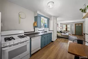 3216 Jasper Park, Saint Louis, MO 63139 - Photo 9