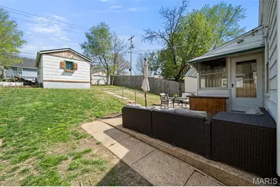 3216 Jasper Park, Saint Louis, MO 63139 - Photo 23