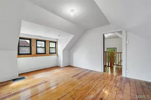 439 N Laclede Station Rd, Saint Louis, MO 63119 - Photo 23