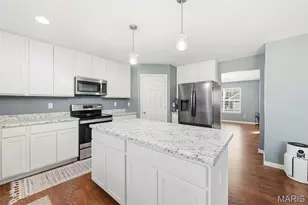 463 Dusty Brook Dr, O'Fallon, MO 63366 - Photo 19