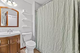 2738 Westminster Dr, Florissant, MO 63033 - Photo 11