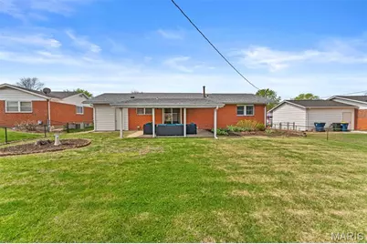 2738 Westminster Drive, Florissant, MO 63033 - Photo 19