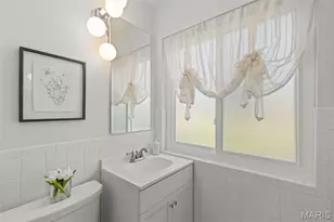 346 Norwood Cir, Ballwin, MO 63011 - Photo 17