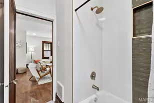 4252 Gertrude Ave, Saint Louis, MO 63116 - Photo 21