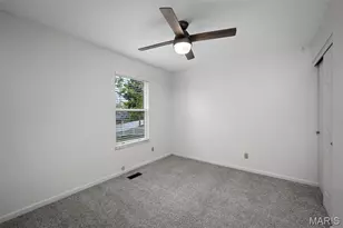 220 St Marys Dr, Ballwin, MO 63021 - Photo 23