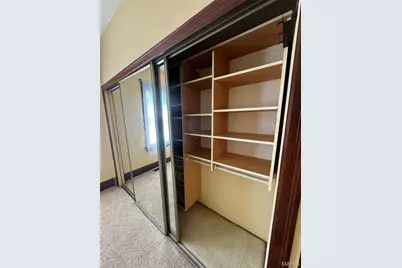 4919 Tyrolean Avenue, Saint Louis, MO 63109 - Photo 13