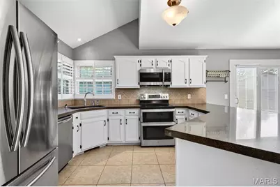 2902 Piney Pointe Drive, Saint Louis, MO 63129 - Photo 19