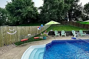 2902 Piney Pointe Dr, Saint Louis, MO 63129 - Photo 3