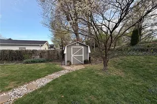 2417 Headland Dr, Saint Charles, MO 63301 - Photo 3