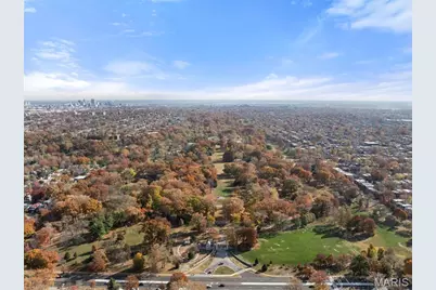 3217 Roger Place, Saint Louis, MO 63116 - Photo 31